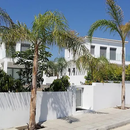 Βίλα Sea Front Villas