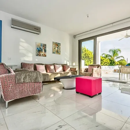 Villa Sea Front Villas