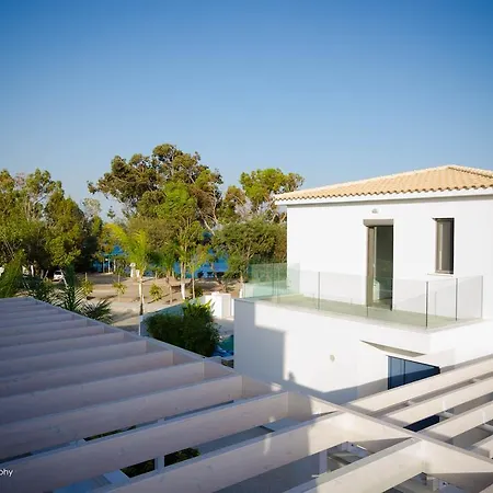 Sea Front Villas Villa Governors Beach